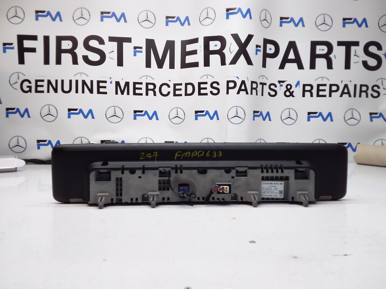 MERCEDES B-CLASS W247 DISPLAY SCREEN INSTRUMENT CLUSTER A2479007004 FM00633