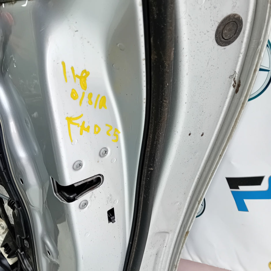 MERCEDES BENZ CLS W118 DRIVER REAR DOOR (OFF SIDE REAR) WHITE FMD25