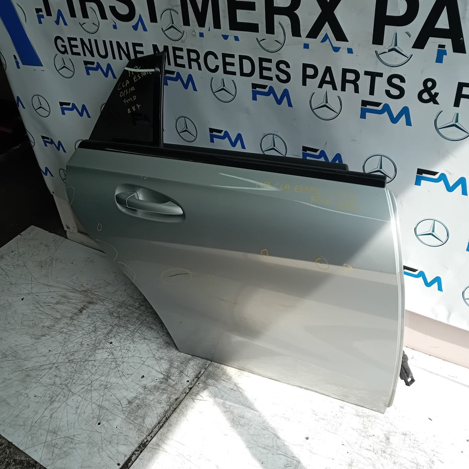 MEECEDES CLA W117 ESTATE PASSENGER REAR DOOR NSR 2013-19 SILVER COMPLETE FMD287