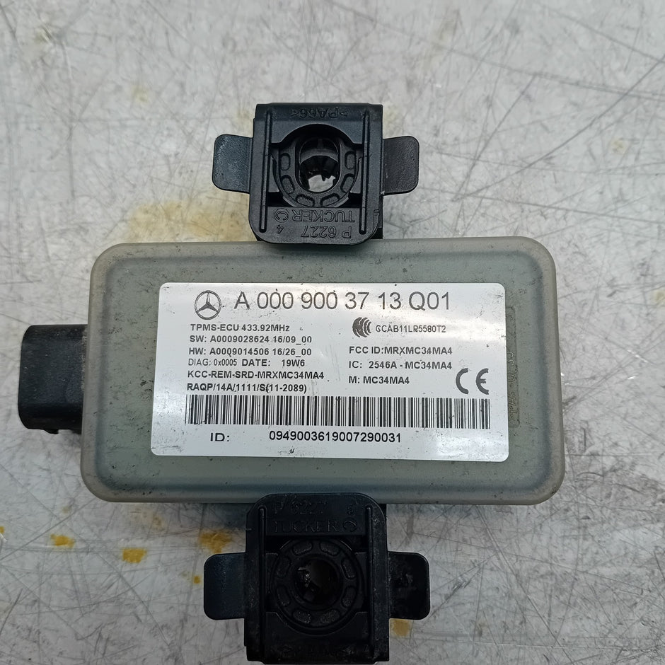 MERCEDES BENZ  E-CLASS W213 TYRE PRESSURE MONITORING SENSOR A0009003713 FM001509