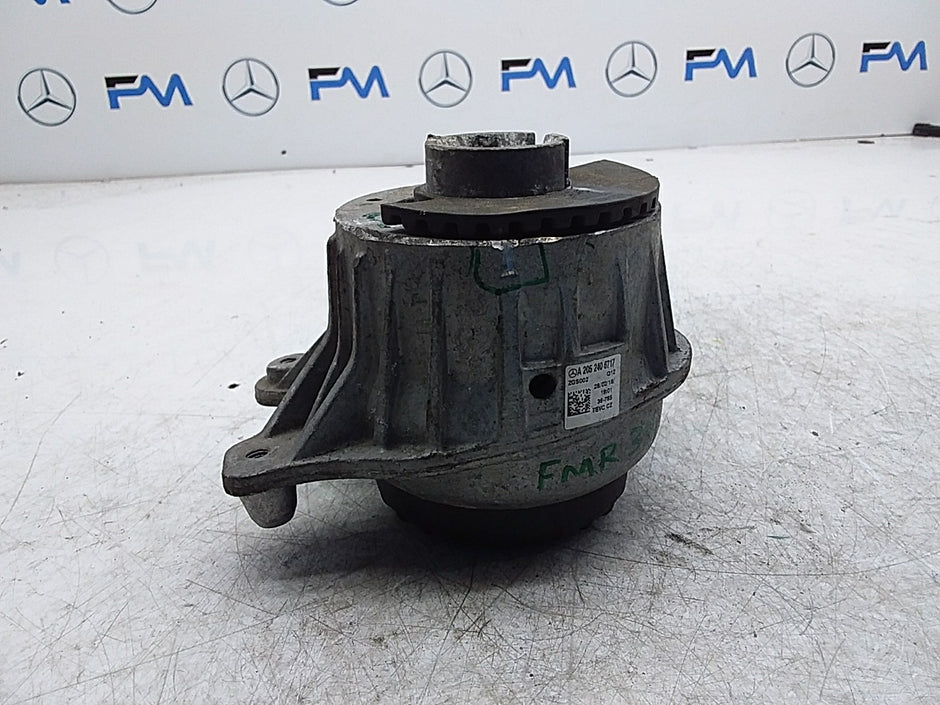 MERCEDES BENZ  C-CLASS W205  ENGINE MOUNT RIGHT OS A2052406717 FMR331