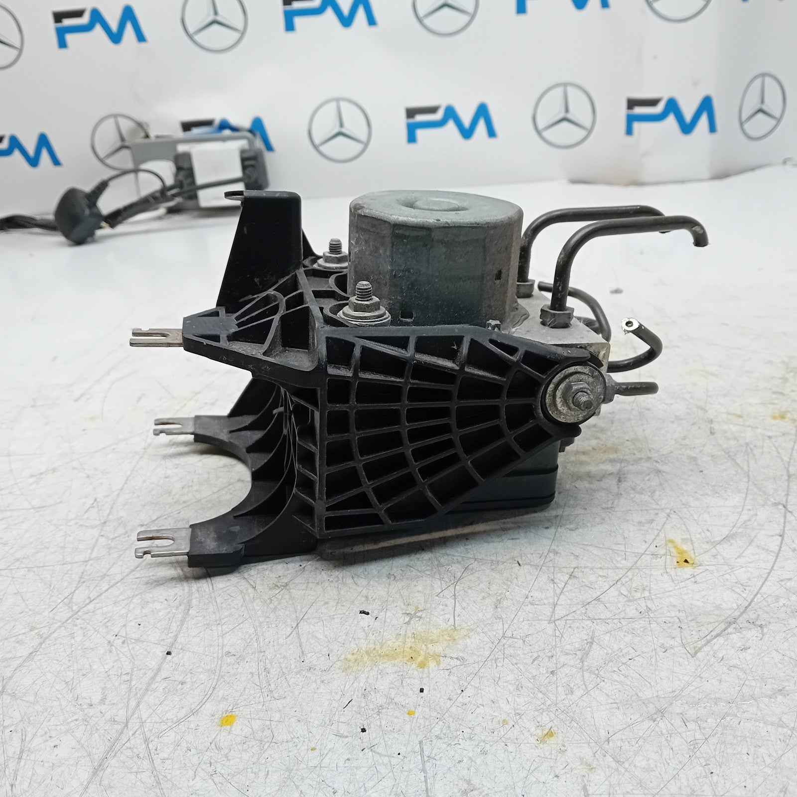 MERCEDES BENZ B-CLASS W246 ABS PUMP CONTROL MODULE UNIT A0084317512 FM001460