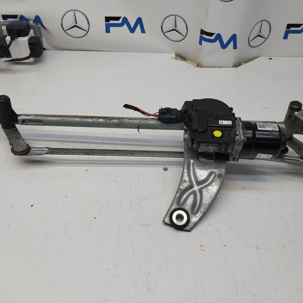 MERCEDES-BENZ A CLASS W177  FRONT WIPER MOTOR WITH LINKAGE A1779064801 FM00244