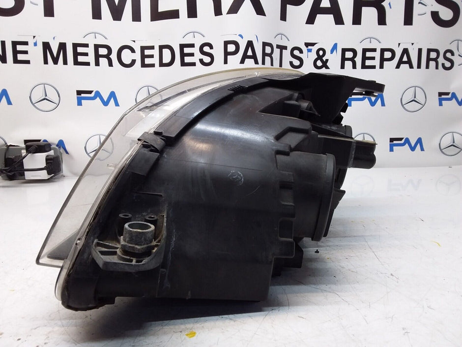 2008-2014 MERCEDES C-CLASS W204 HEADLIGHT DRIVER SIDE OS FMH119 (DAMAGED)