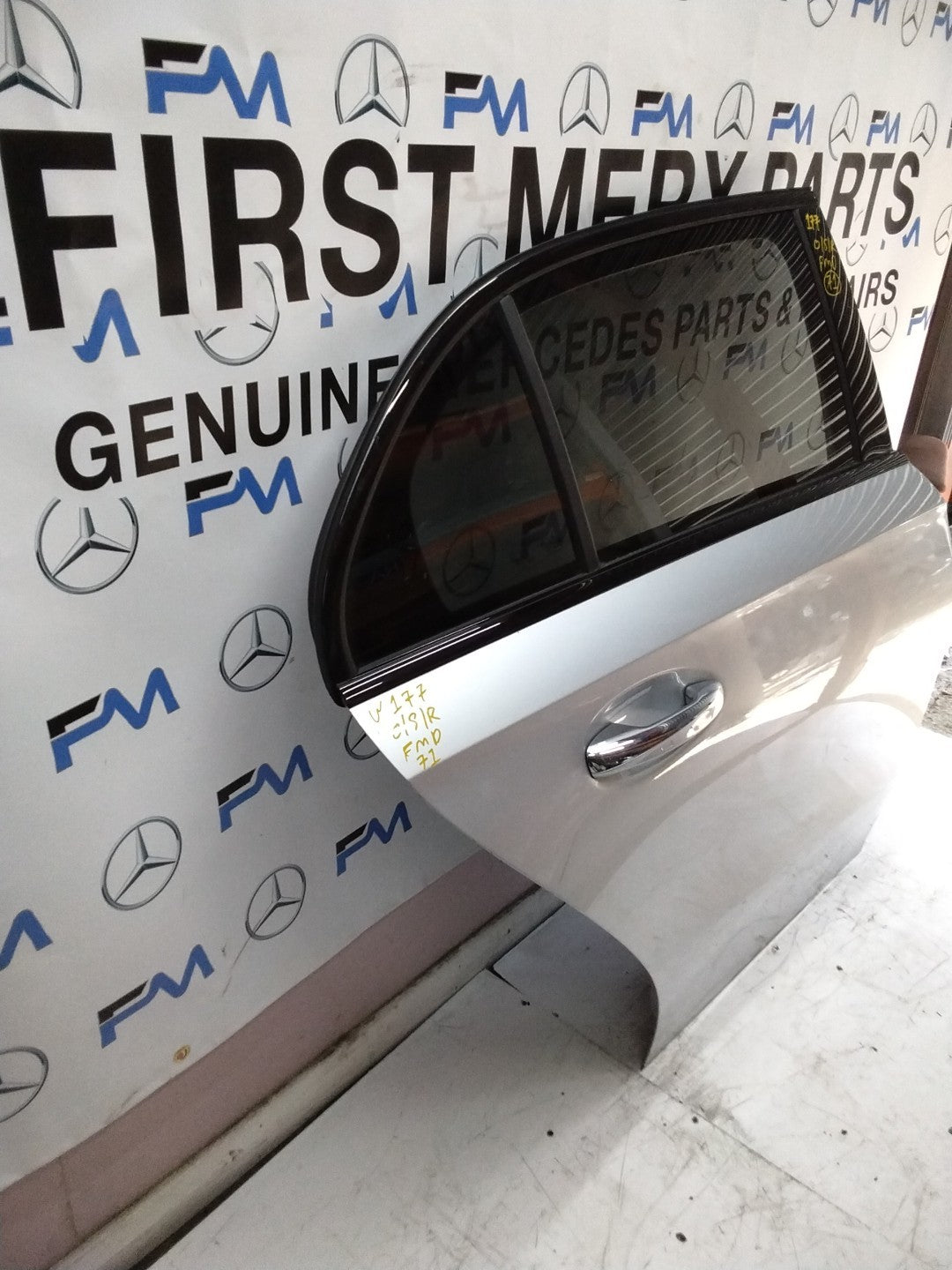MERCEDES BENZ A-CLASS W177 DRIVER SIDE REAR DOOR O/S/R COMPLETE SILVER FMD71