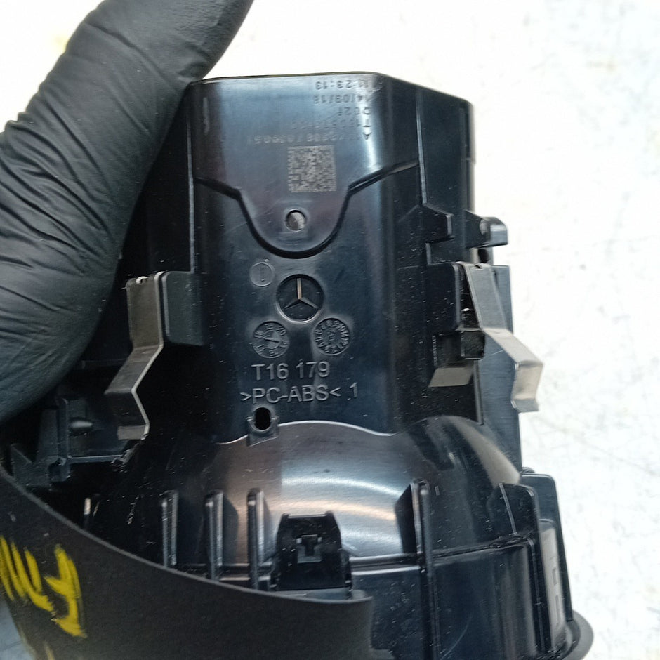 MERCEDES BENZ A-CLASS W177 DASHBOARD AIR VENT 2018 ON A1778308700 FM001521