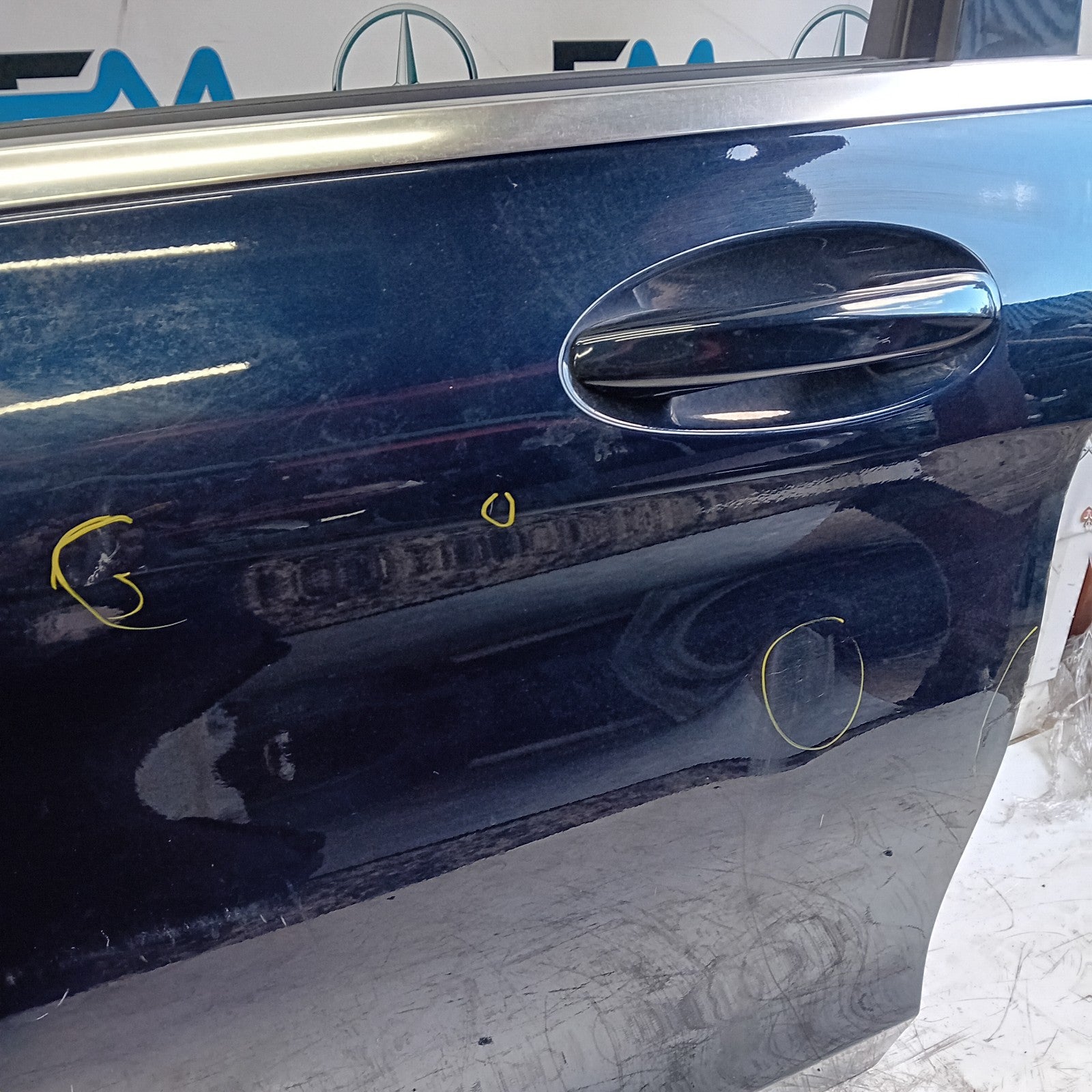 MERDEDES C-CLASS W205 DRIVER SIDE FRONT DOOR NSF BLUE 2014 ON COMPLETE FMD184