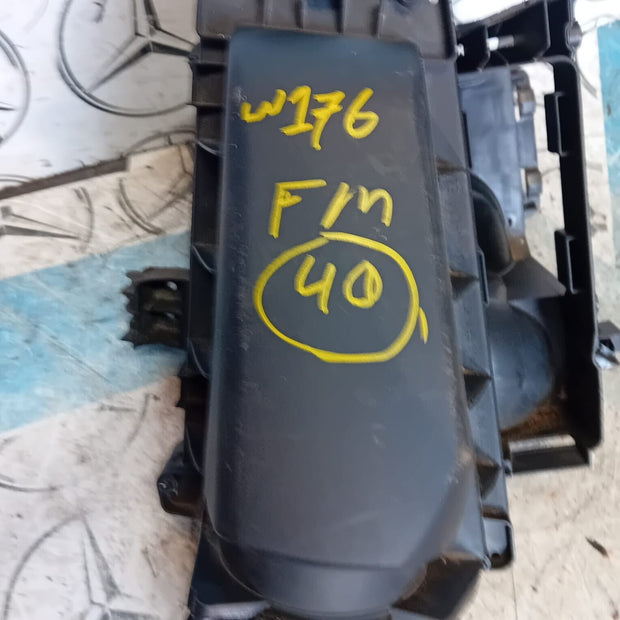 MERCEDES BENZ A-CLASS W176 CLA C117 X156 1.6 PETROL AIR FILTER BOX A2700900601