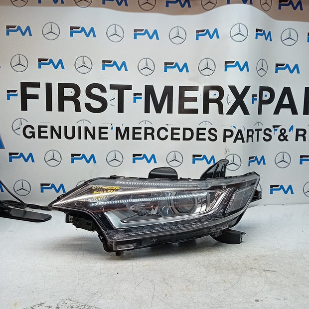 MITSUBISHI OUTLANDER MK3 2015 HEADLIGHT PASSENGER NS LEFT L0094I 1TX1 FM001586