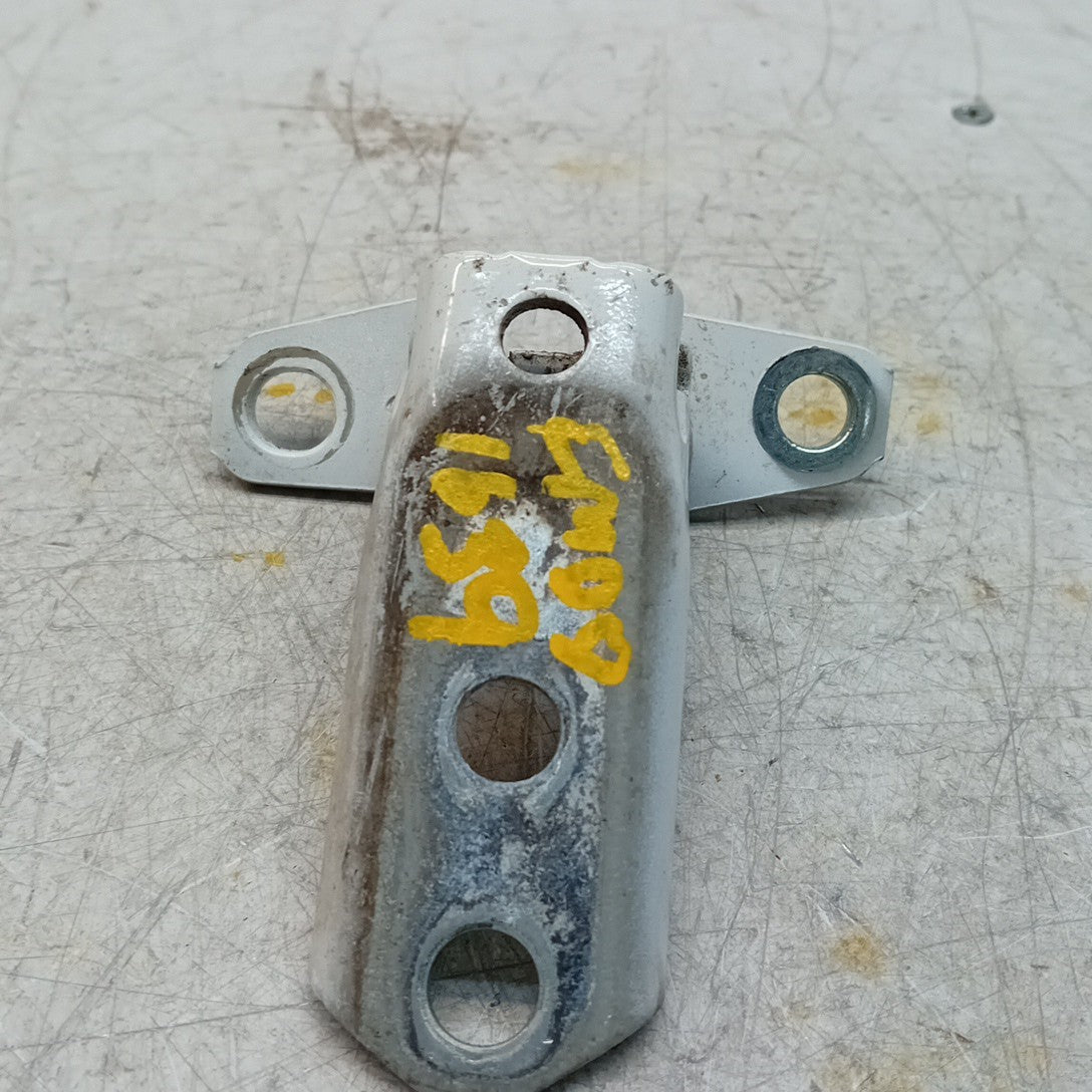 MITSUBISHI OUTLANDER MK3  FRONT DOOR HINGE PANEL A523 A046834 FM001639