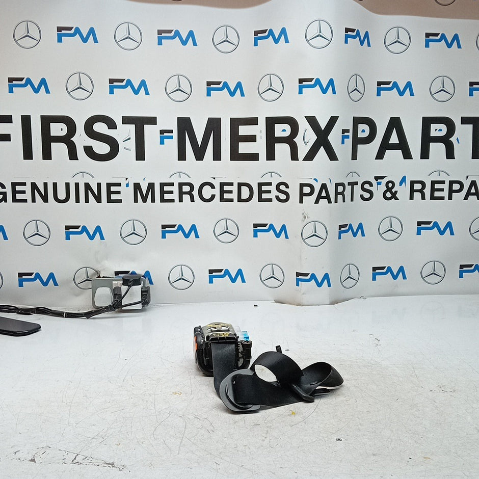 MERCEDES BENZ A-CLASS W176 SEAT BELT REAR DRIVER A1768602285 BLACK 2016 FM001235