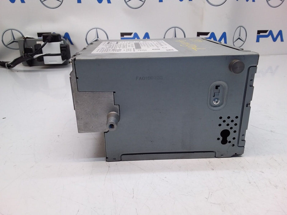 MERCEDES BENZ C CLASS W205 2017 RADIO CD  STEREO HEAD UNIT  A2059005036 FM00304