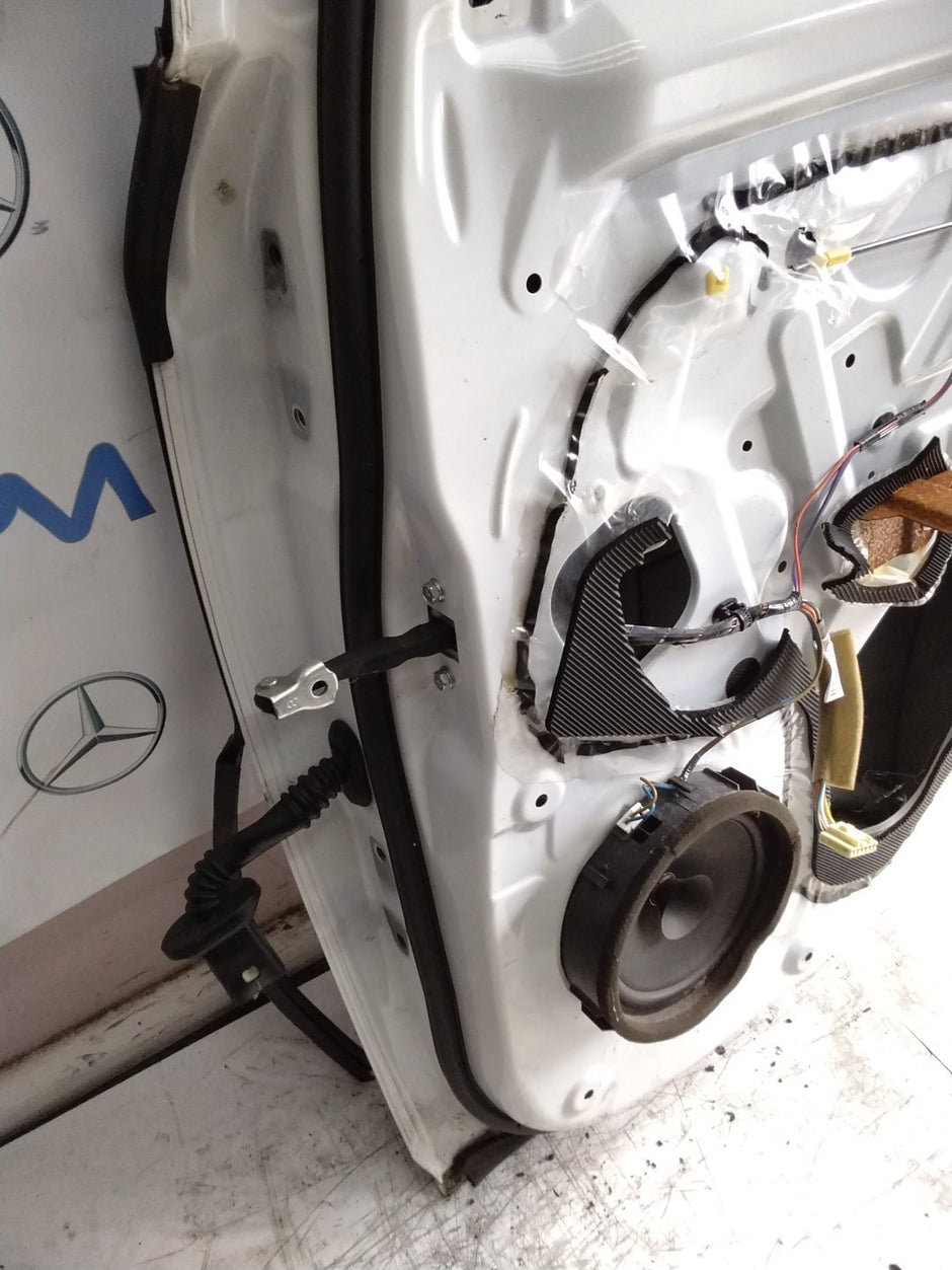 MITSUBISHI OUTLANDER MK3 DRIVER SIDE REAR DOOR OSR 2013 WHITE FMD307