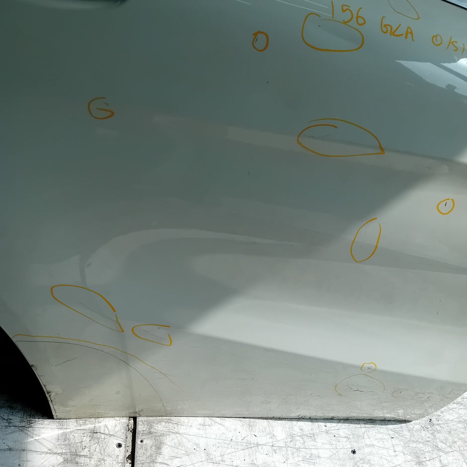 MEECEDES GLA X156 DRIVER SIDE REAR DOOR OSR 2014-19 WHITE COMPLETE FMD282