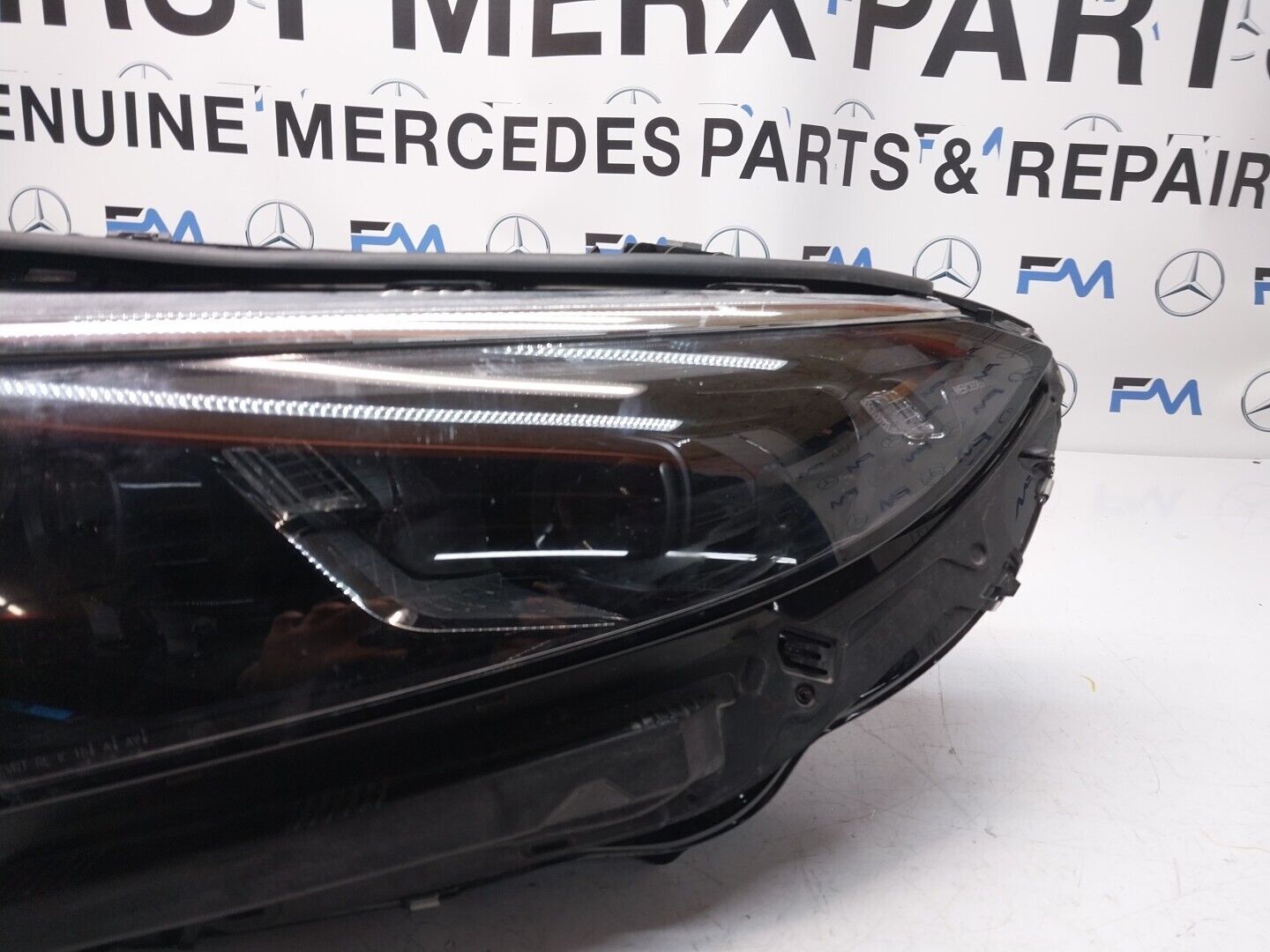 GENUINE Mercedes EQS V297 LEFT Side LED Headlight 2022 A2979062103 FMH0068