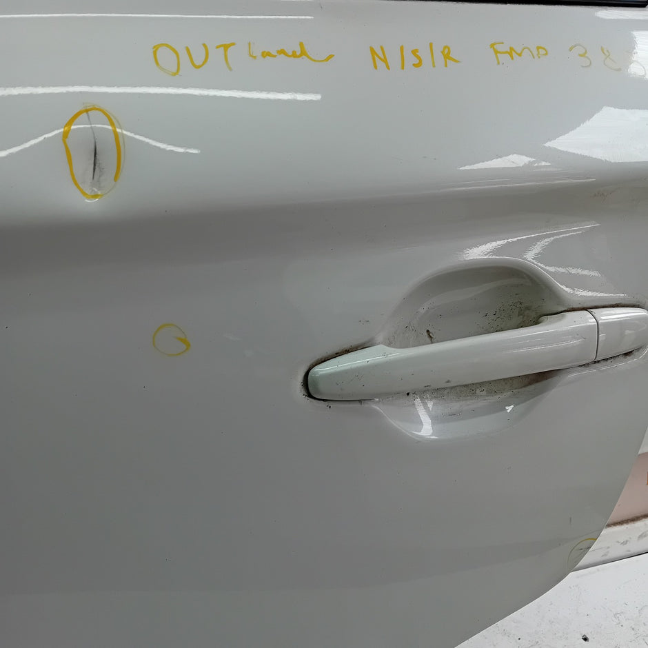 MITSUBISHI OUTLANDER MK3 PASSENGER REAR DOOR NSR WHITE 2013 COMPLETE FMD385