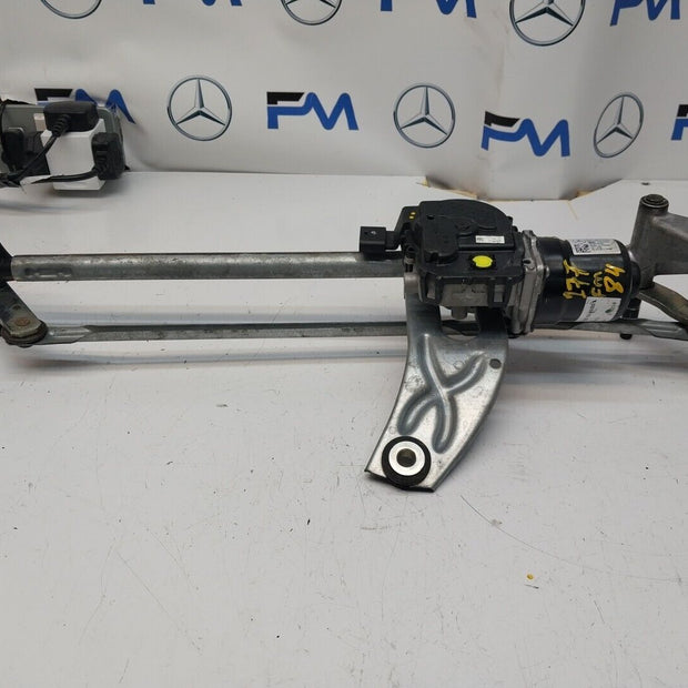 MERCEDES-BENZ A CLASS W177  FRONT WIPER MOTOR WITH LINKAGE A1779064801 FM00235