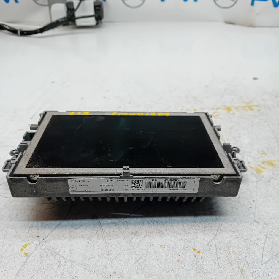 MERCEDES BENZ E-CLASS W212 SAT NAV DISPLAY SCREEN A2129000829 FM001209