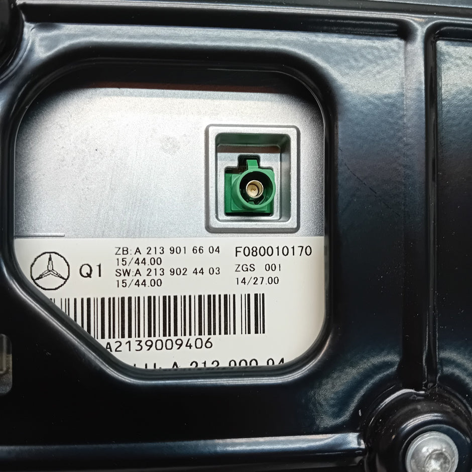 MERCEDES E-CLASS W213 DISPLAY SCREEN A2139009406 2017 FM001161