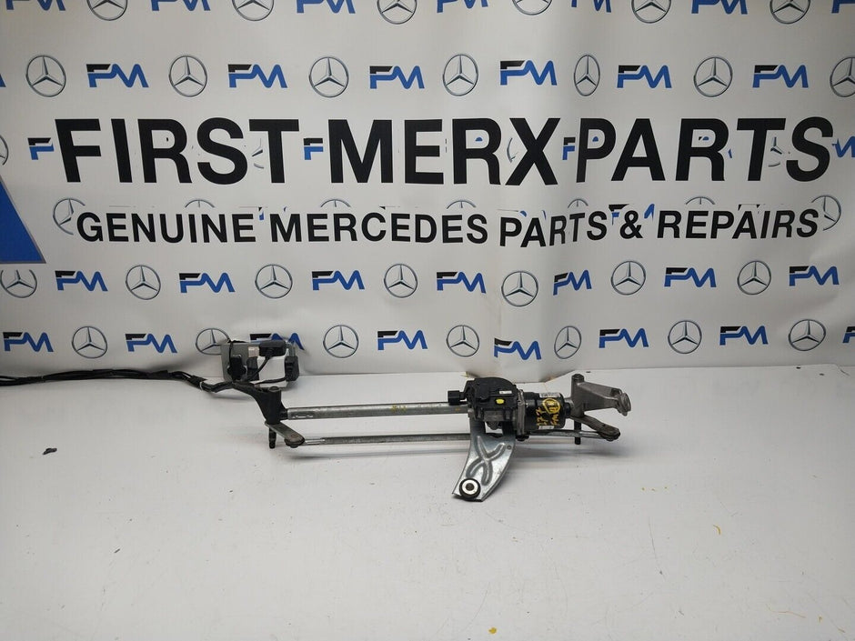 MERCEDES-BENZ A CLASS W177  FRONT WIPER MOTOR WITH LINKAGE A1779064801 FM00237