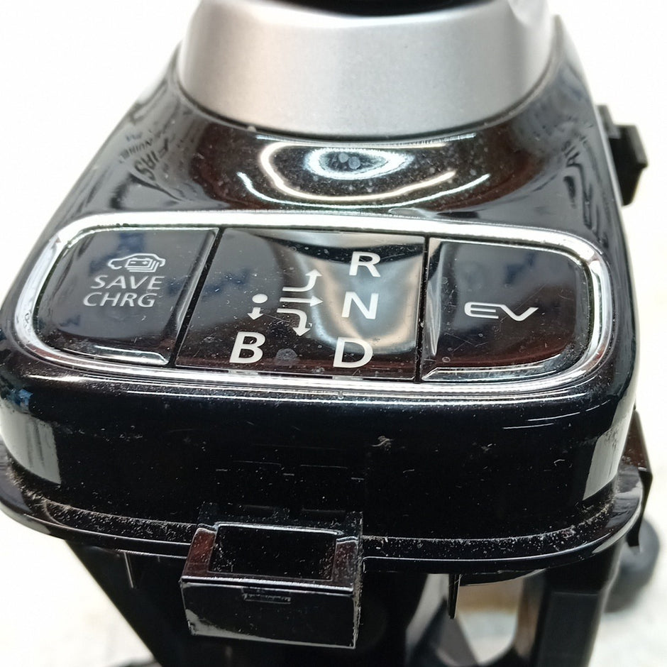 MITSUBISHI OUTLANDER MK3 GEAR LEVER SELECTOR  + TRIM 2400A355 FM001633