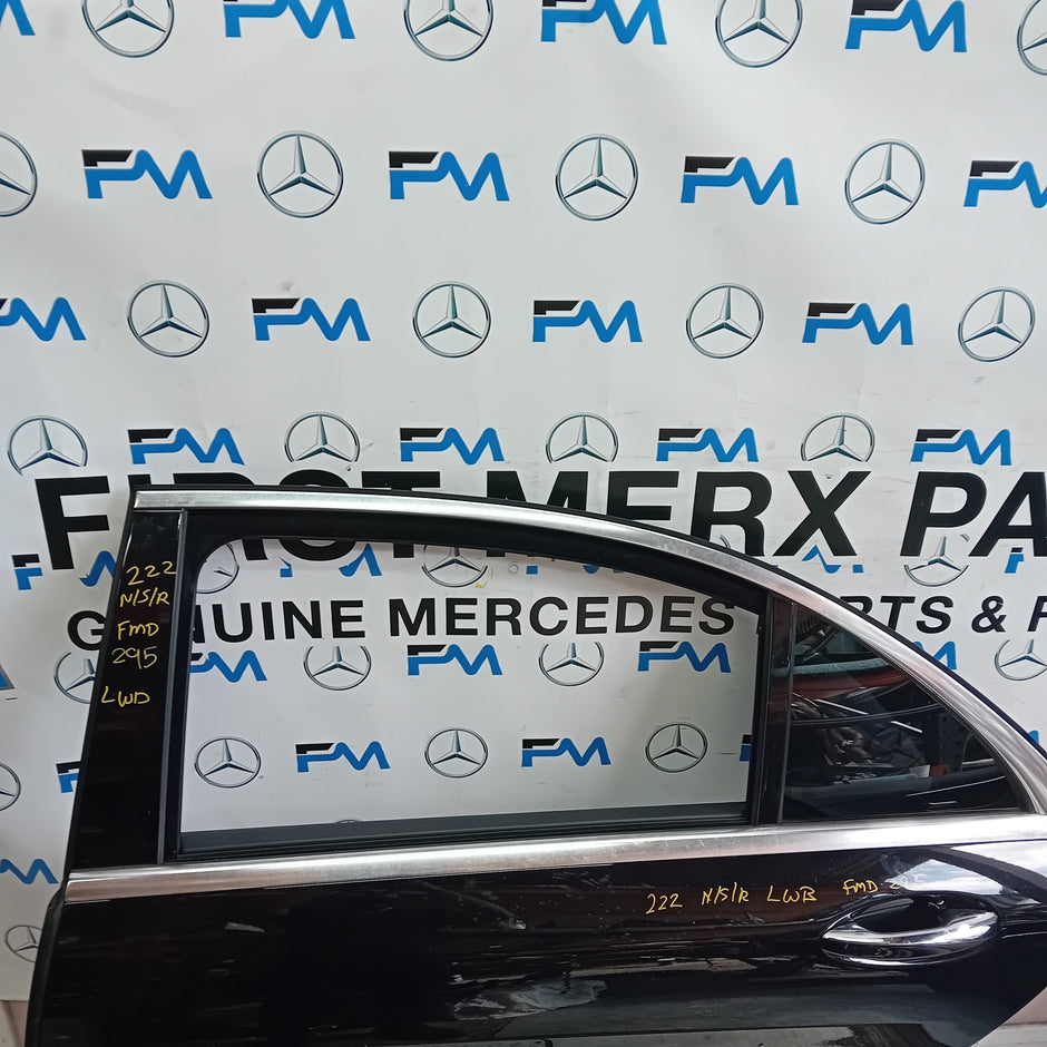 MERCEDES S-CLASS W222 SLN PASSENGER REAR DOOR NSR BLACK 2014 ON COMPLETE FMD295