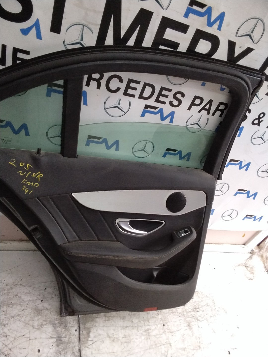 MERCEDES C-CLASS W205 SLN PASSENGER REAR DOOR NSR GREY 2014 ON COMPLETE FMD341
