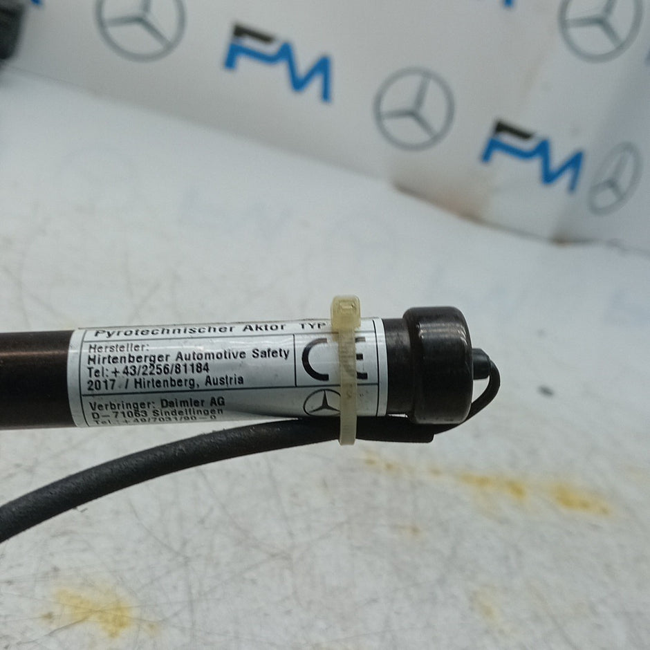 MERCEDES E CLASS W213 BONNET PEDESTRIAN ACTUATOR A2139062201 2017 FM001443