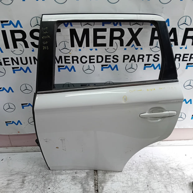 MITSUBISHI OUTLANDER MK3 PASSENGER REAR DOOR NSR WHITE 2013 COMPLETE FMD385