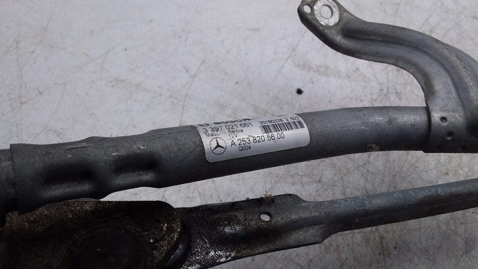 MERCEDES BENZ GLC W253 WINDSCREEN WIPER LINKAGE MOTOR   A2538205600 FMR436