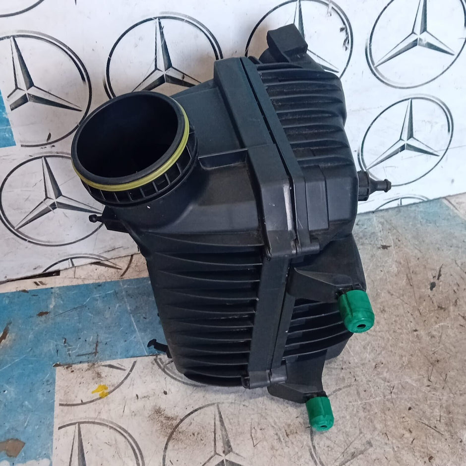 MERCEDES V177 W177 A35 2020  2.0 PETROL AIR FILTER BOX OEM A2600902900