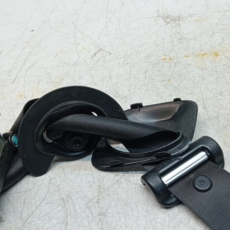 MERCEDES A-CLASS W177 SEAT BELT FRONT LEFT PASSENGER SIDE NSF A1778600700 FMS467