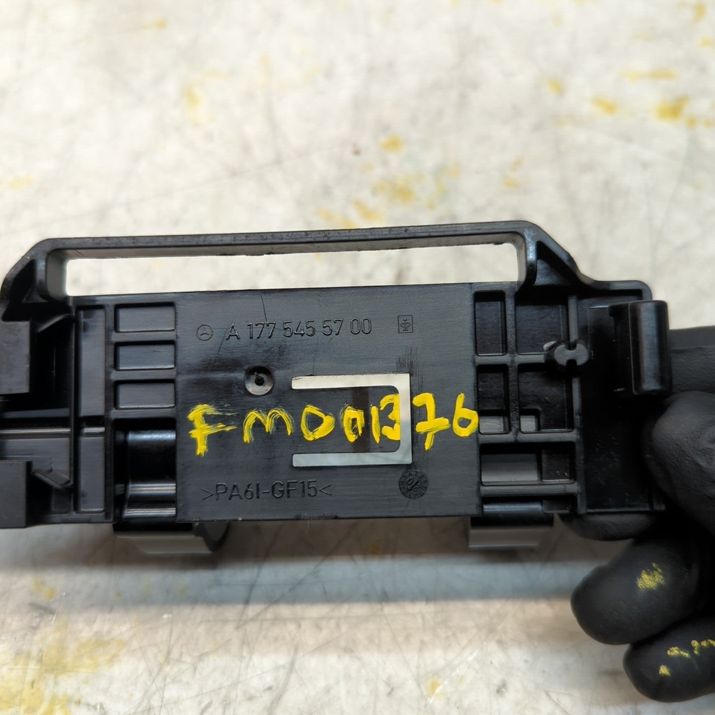 MERCEDES A-CLASS W177 AMBIENT LIGHT CONTROL UNIT BRACKET A1775455700 FM001376