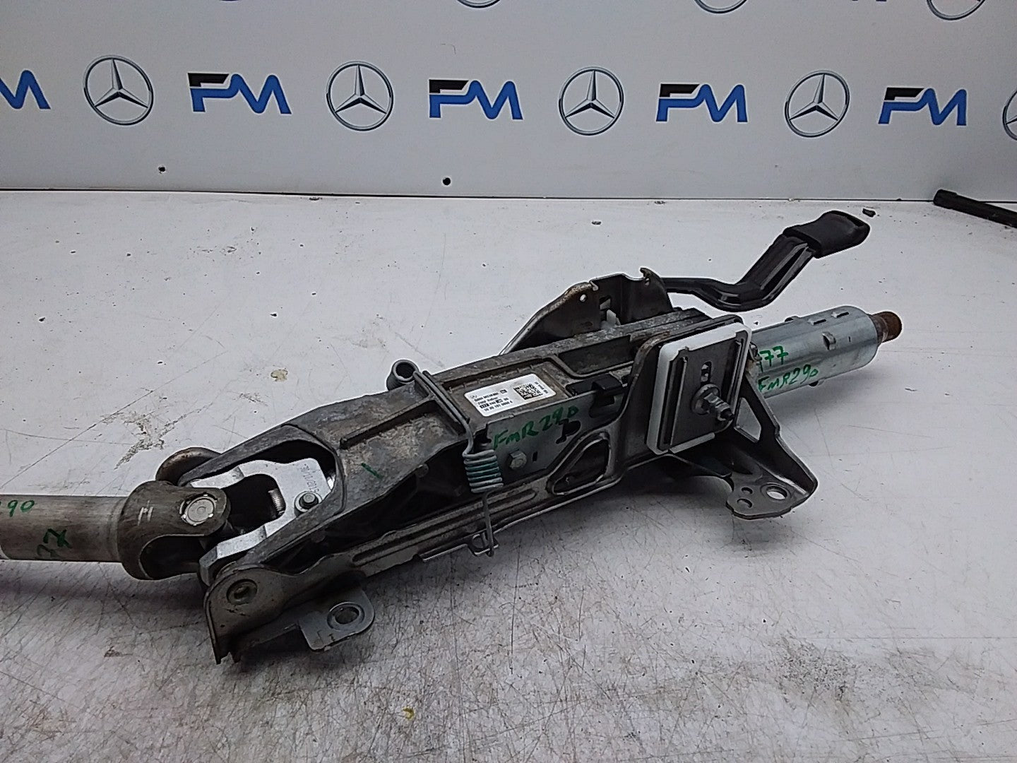 MERCEDES A-CLASS W177 STEERING COLUMN LOWER AND JOINT A2474608900 FMR290