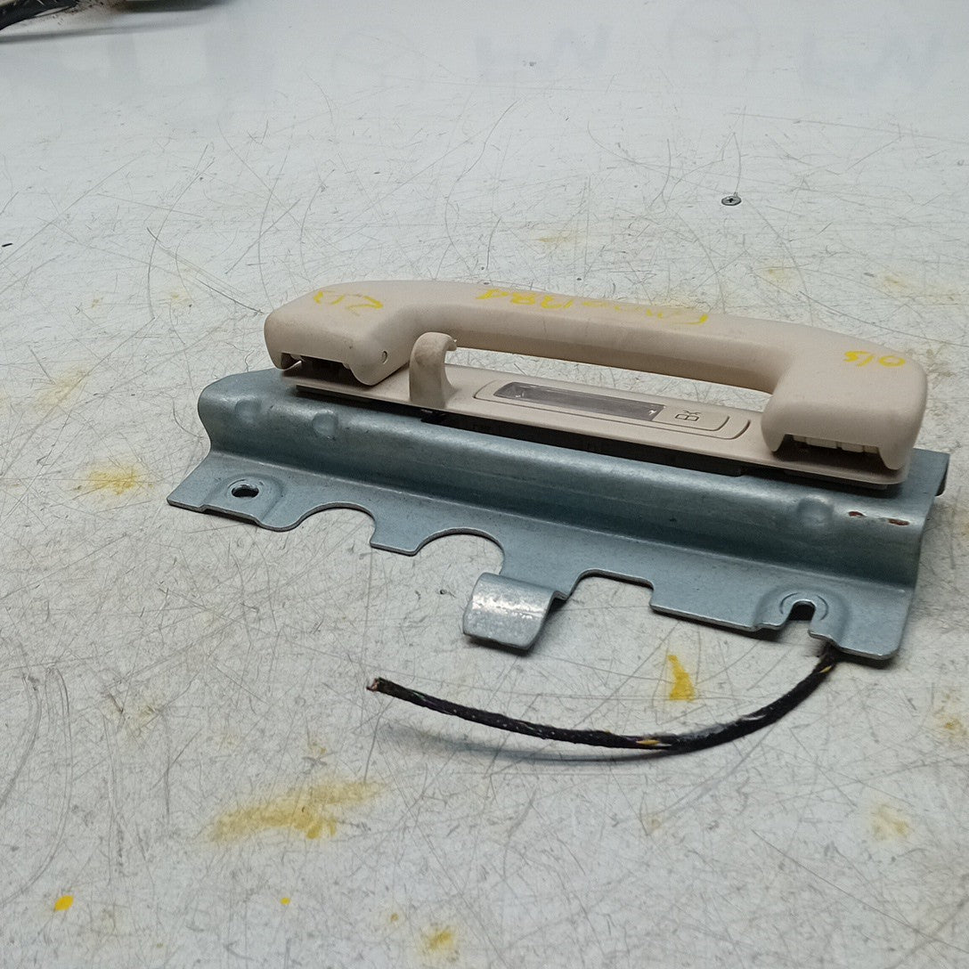 MERCEDES BENZ E-CLASS W213 RIGHT DRIVER ROOF HANDLE A0998150100 FM001384