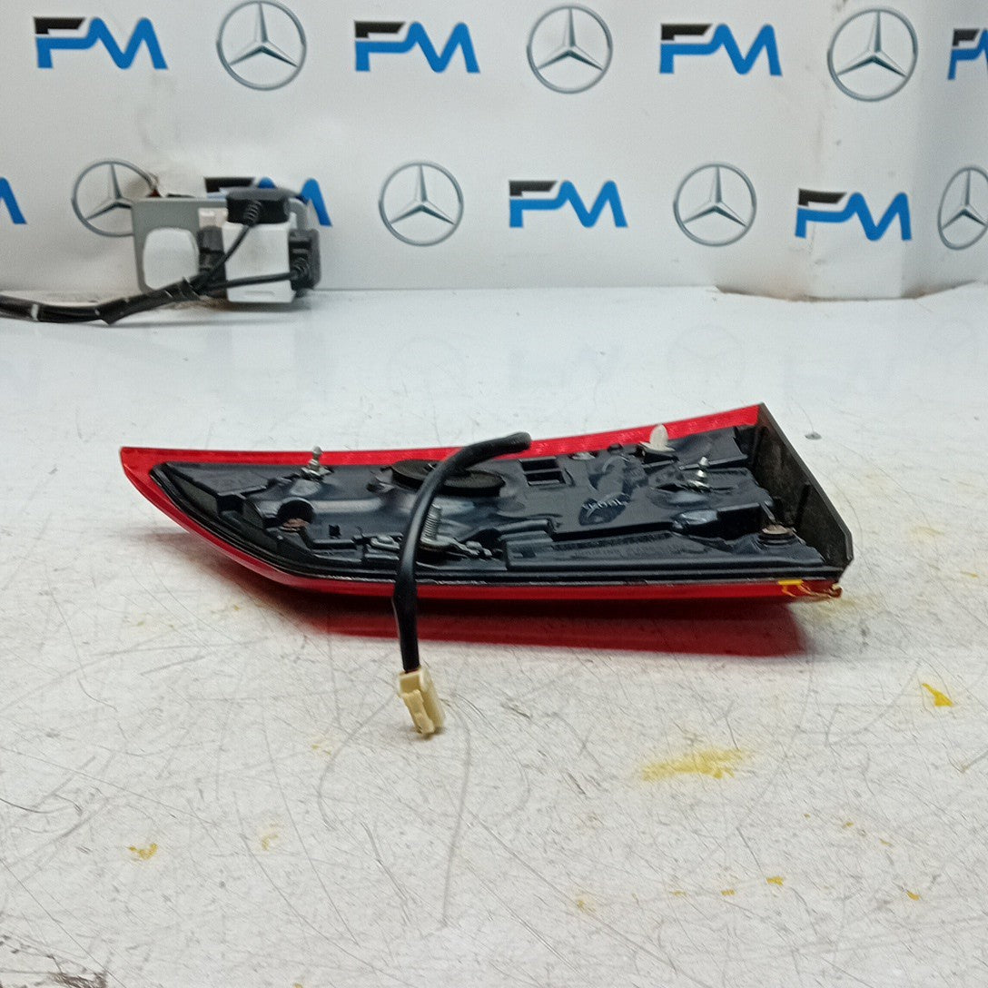 MITSUBISHI OUTLANDER MK3 PASSENGER SIDE LEFT REAR INNER TAIL LIGHT 2013 FMT305