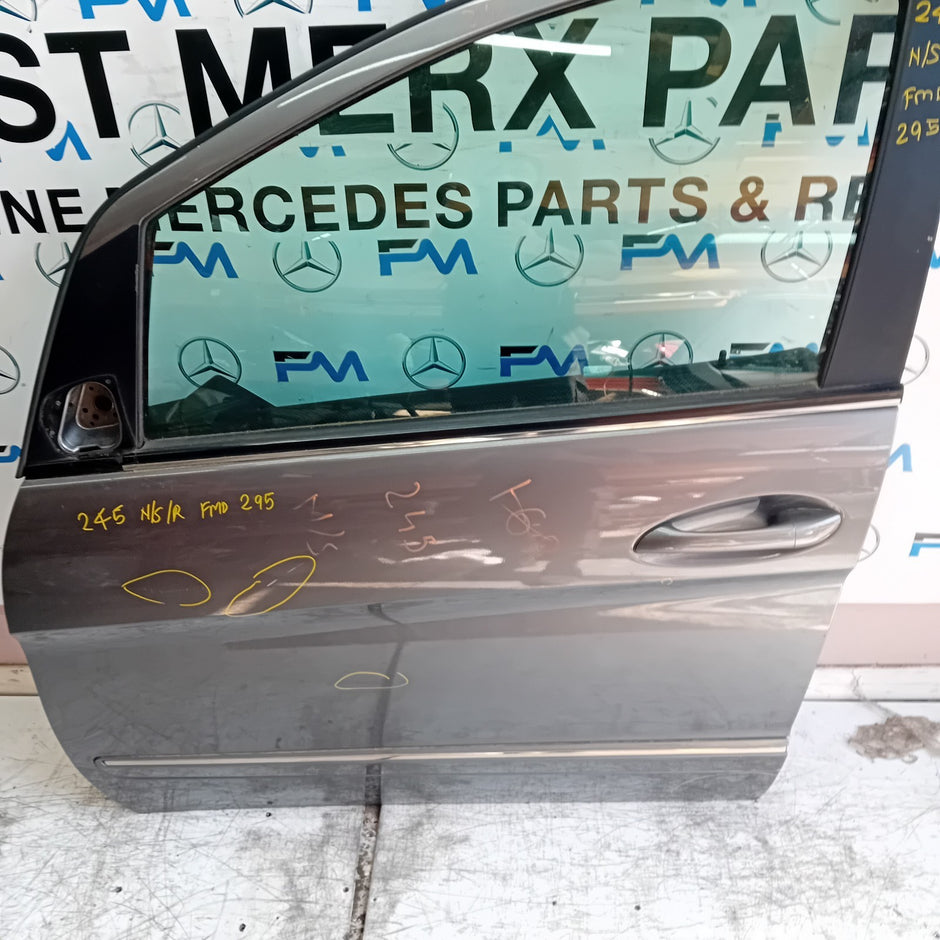 MERCEDES BENZ B-CLASS W245 PASSENGER REAR DOOR NSR GREY 2005-11 COMPLETE FMD295