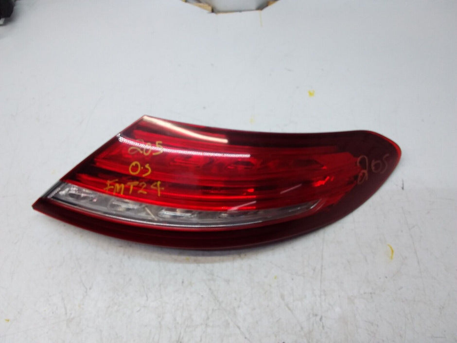 2016 MERCEDES  C CLASS W205 REAR DRIVER SIDE O/S LED LIGHT A2059066400 FMT24