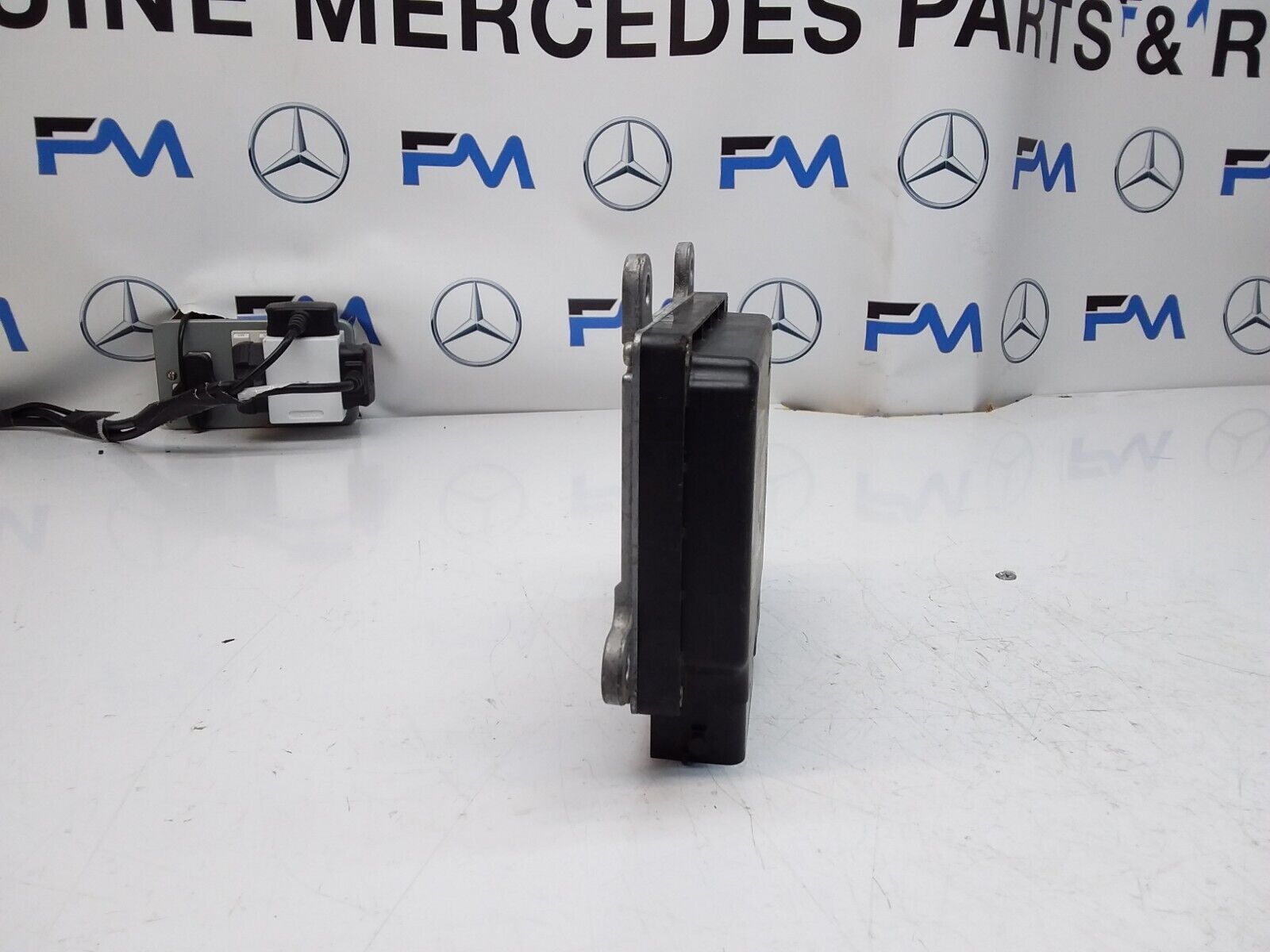 MITSUBISHI  OUTLANDER MK3 ENGINE ECU CONTROL MODULE 1860D200 FM00449