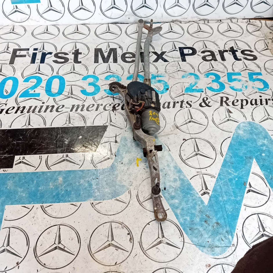 MERCEDES BENZ C-CLASS W204 FRONT WIPER MOTOR AND LINKAGE