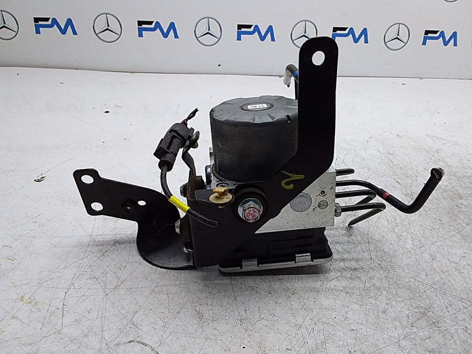 MITSUBISHI OUTLANDER MK3 HYBRID ABS PUMB AMPLIFIER UNIT 4670B747 FMR496