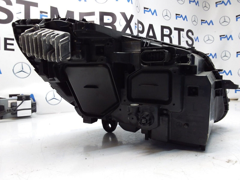 2018 MERCEDES C-CLASS W205 N/S PASSENGER HEADLIGHT A2059062504 FMH52 LED HIGH