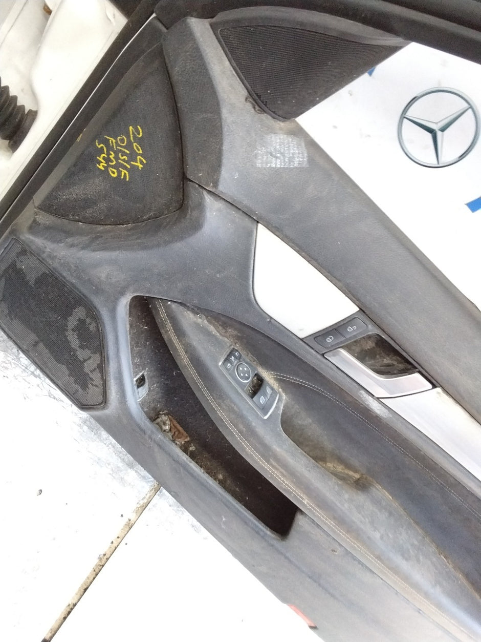 MERCEDES C-CLASS W204 SLN DRIVER FRONT DOOR OSF WHITE 2008-14 COMPLETE FMD544