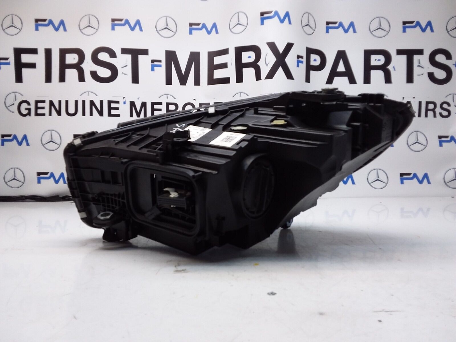 2018 MERCEDES C-CLASS W206 O/S Driver Side Front Headlight A2069067803 FMH37