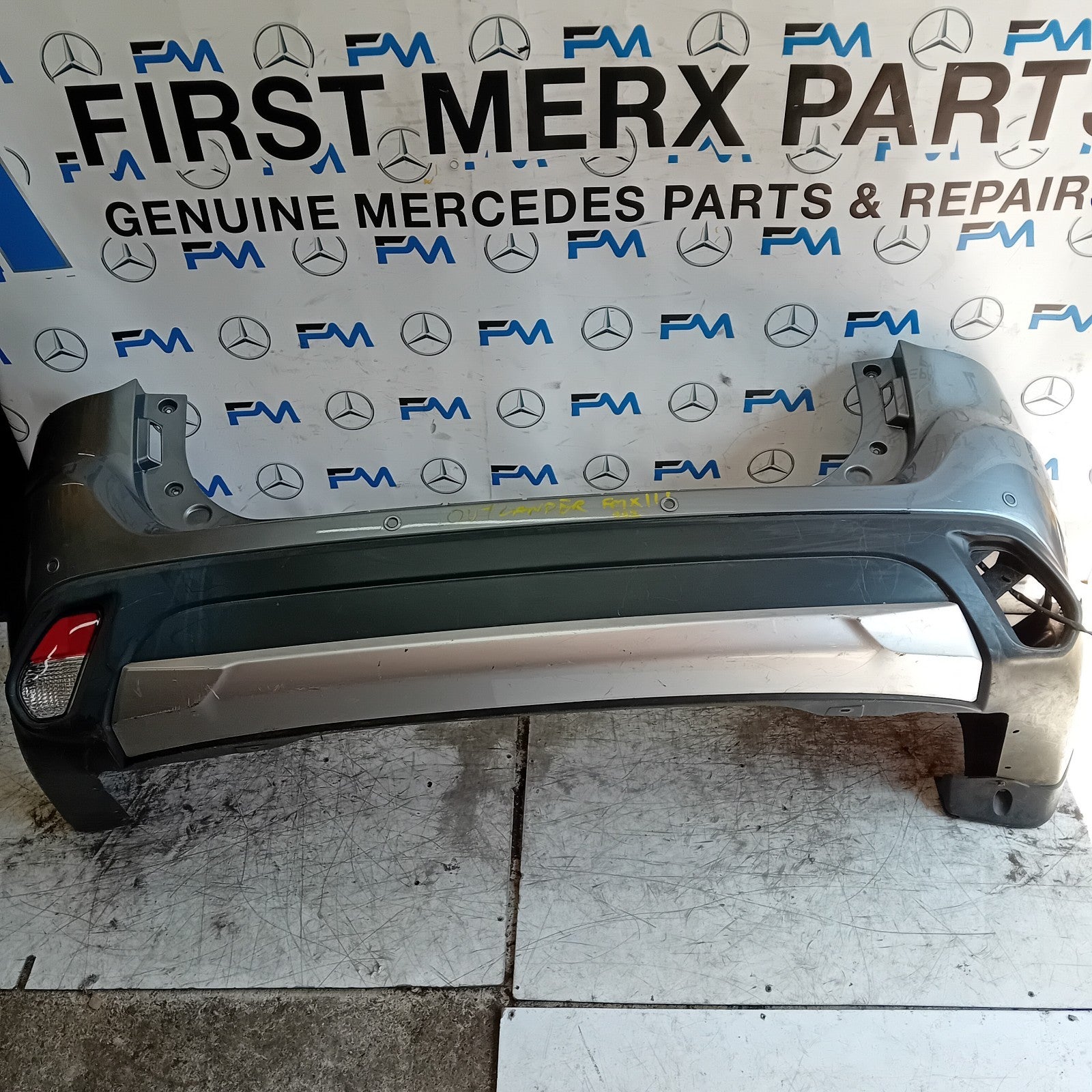 MITSUBISHI OUTLANDER MK3 REAR BUMPER GREY 2013 FMX111