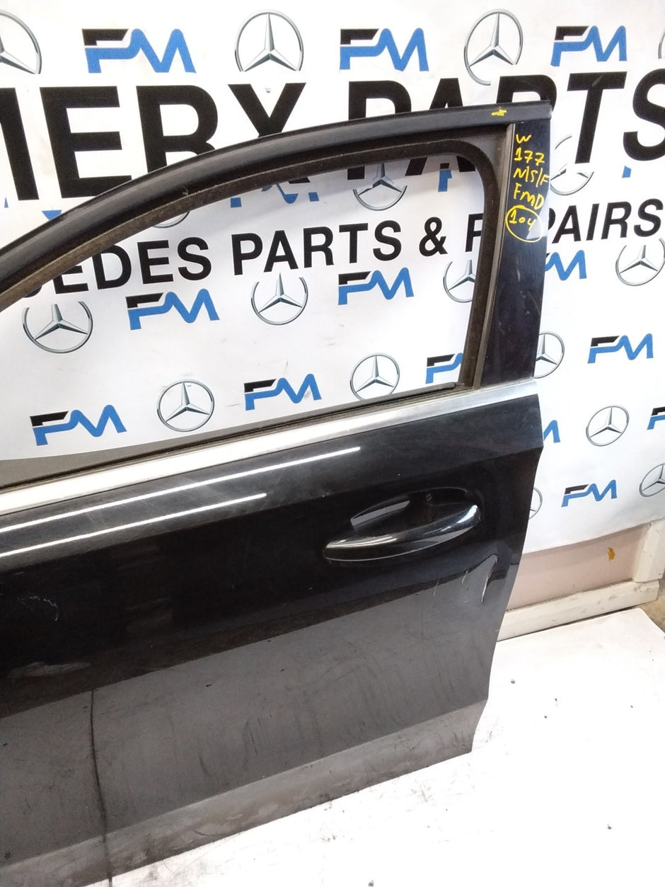 MERCEDES A-CLASS W177 PASSENGER SIDE FRONT DOOR N/S/F COMPLETE BLACK FMD104