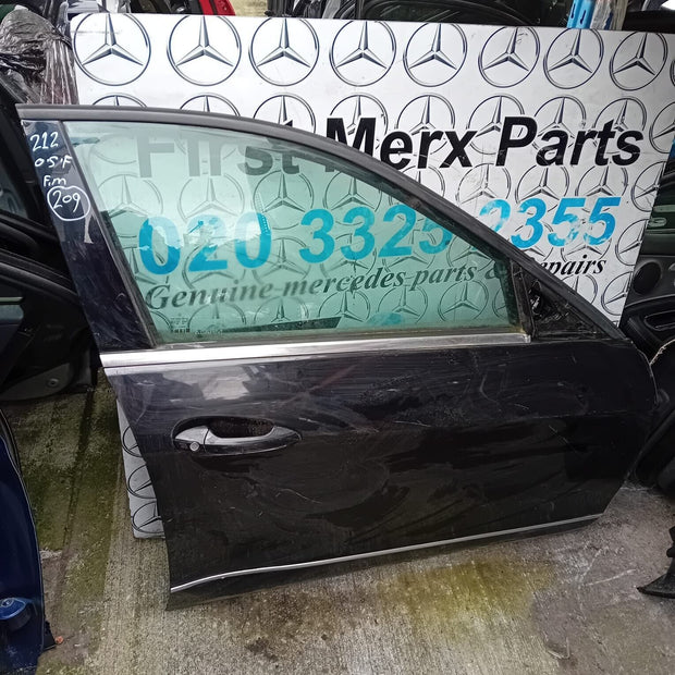 MERCEDES BENZ E-CLASS W212 DRIVER SIDE FRONT DOOR ( OFF SIDE FRONT )