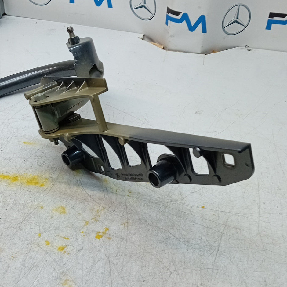 MERCEDES BENZ E-CLASS W213 TAILGATE PASSENGER SIDE HINGES A2137500328 FM001322