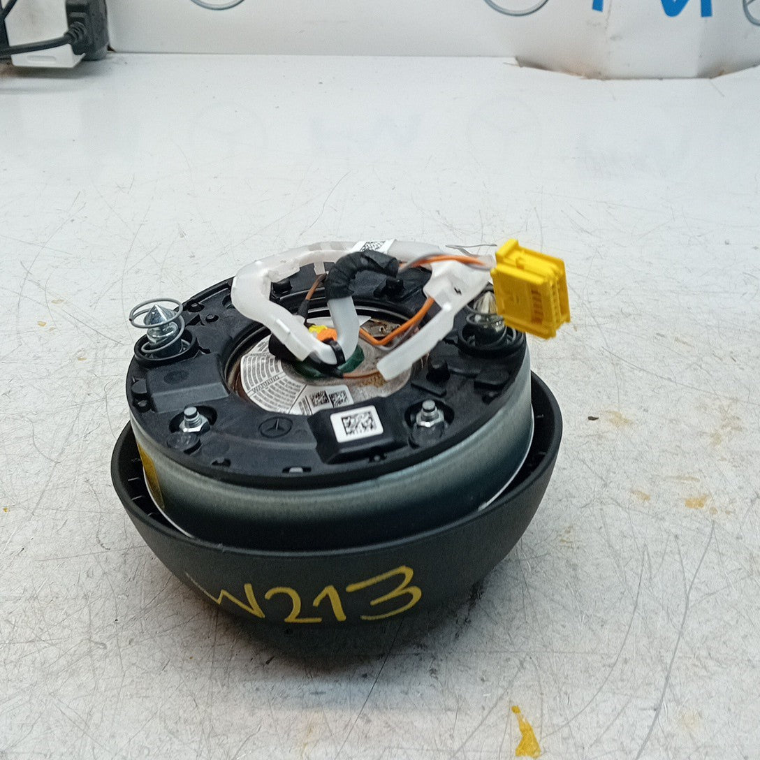 MERCEDES  E-CLASS W213 STEERING WHEEL AIRBAG DRIVER OS RIGHT Q02 FM001274