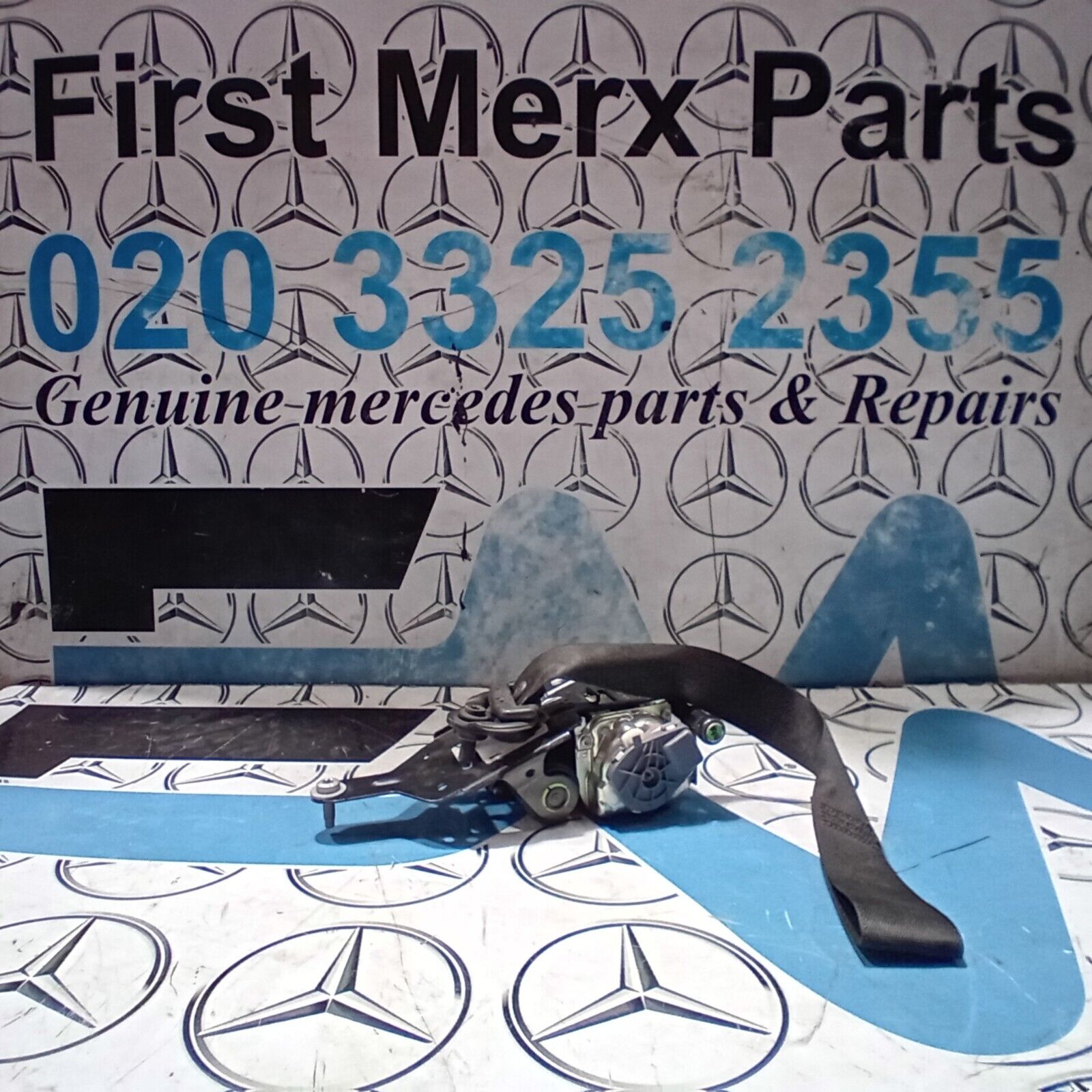 MERCEDES BENZ C CLASS W204 COUPE NEARSIDE FRONT (N.S.F) A2048601985